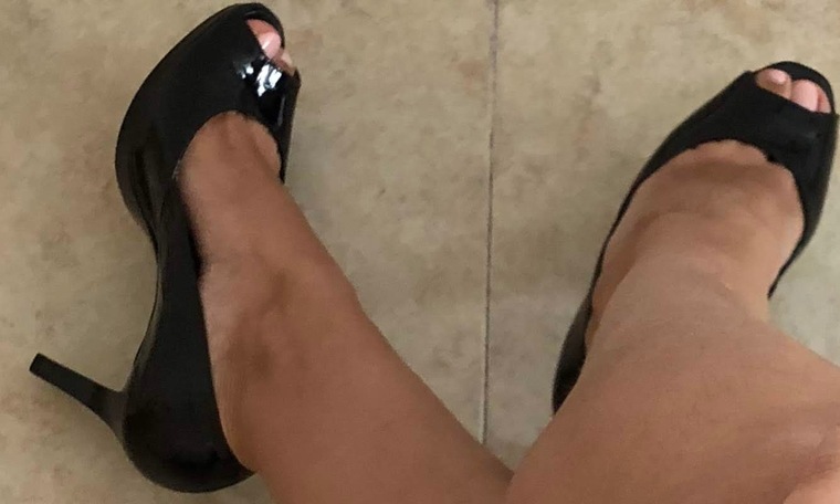 Feet23 cover image