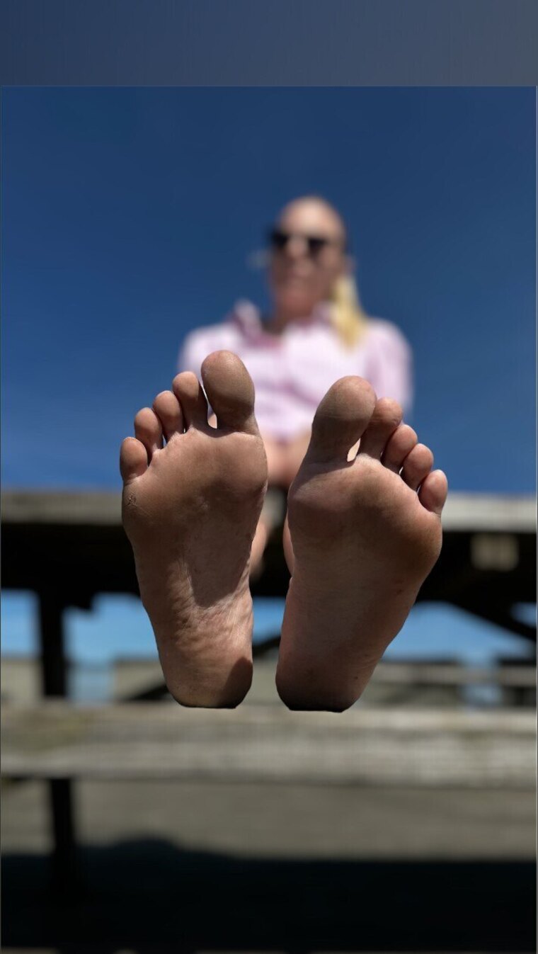 FeetGirlDenmark banner image