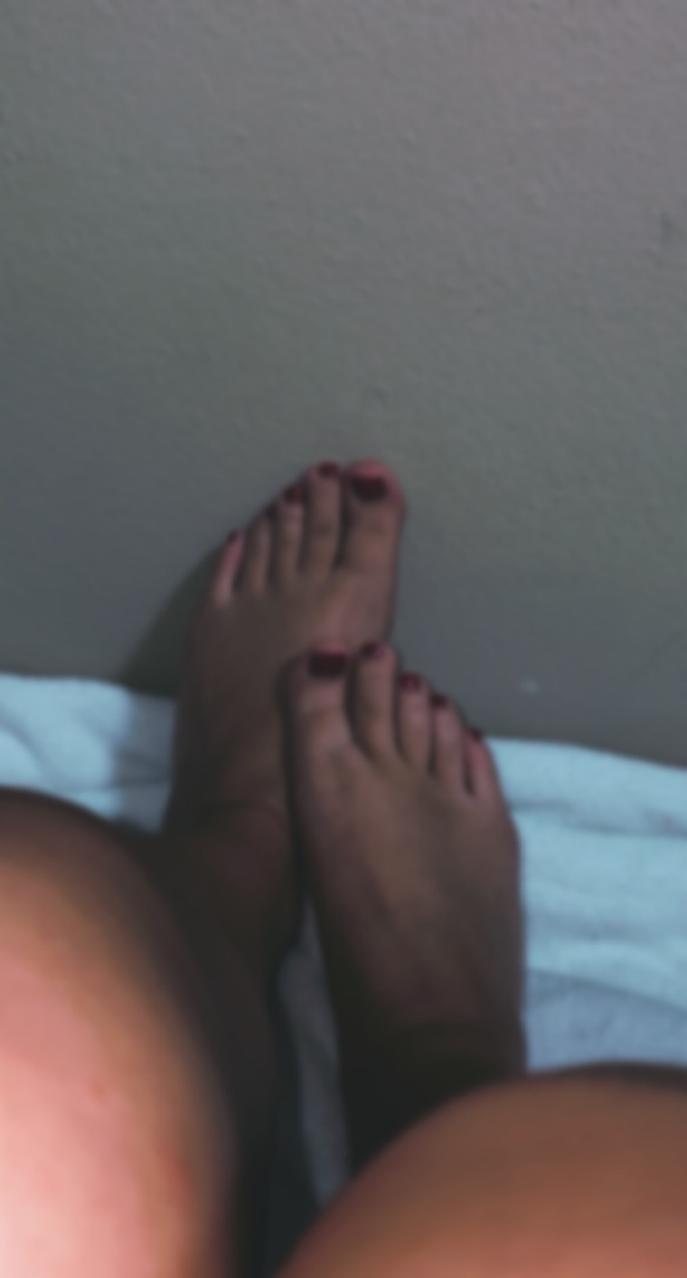 feet from ela 👡🦶🏼 cover image