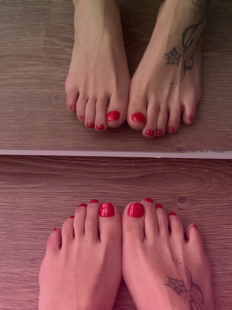 🖤 Feetishist 🖤 cover image