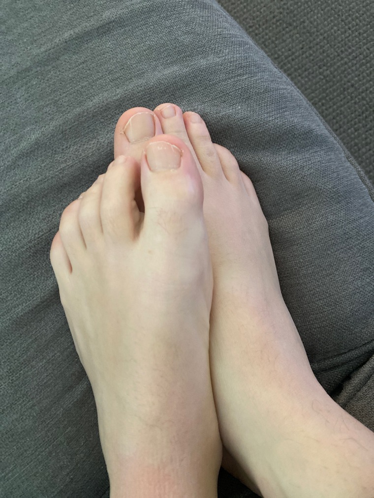 Feet-loves you banner image