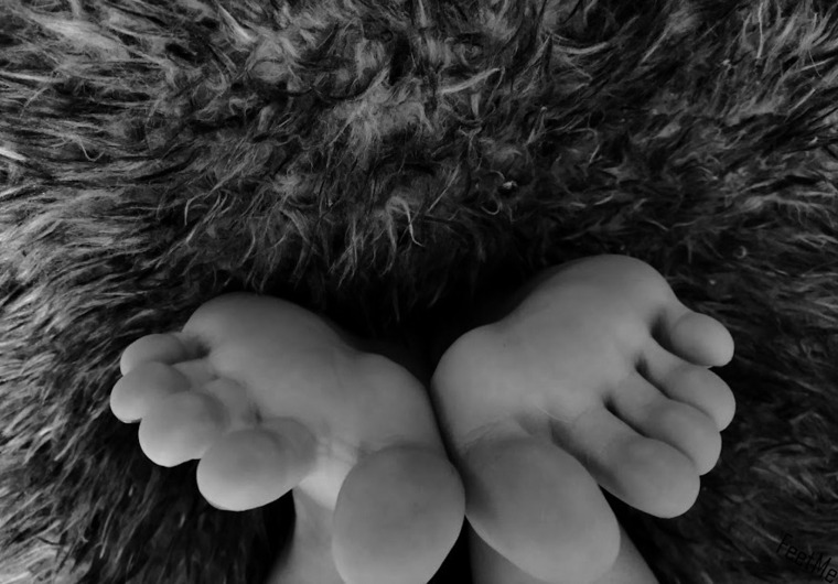 Feetme1980 cover image