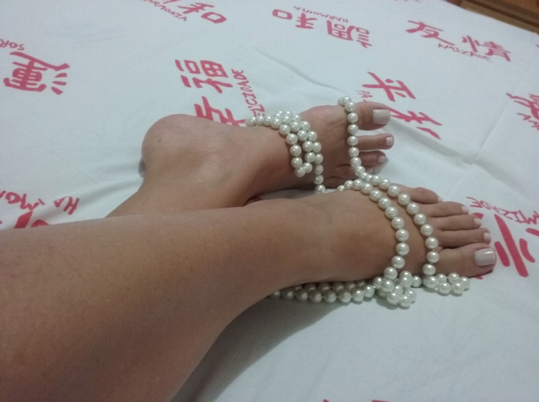 Feetmoh cover image