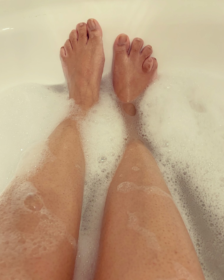 FeetMommy19 cover image