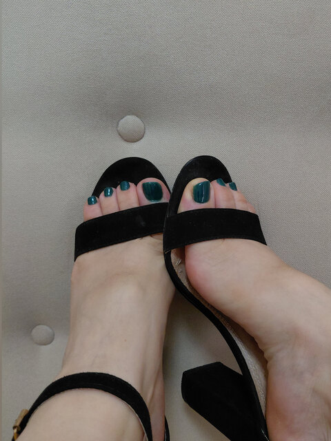 FeetMuseOfficial cover image