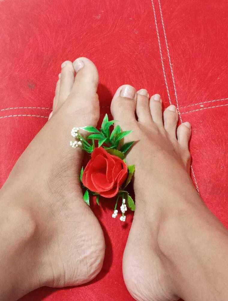 Feet pics banner image