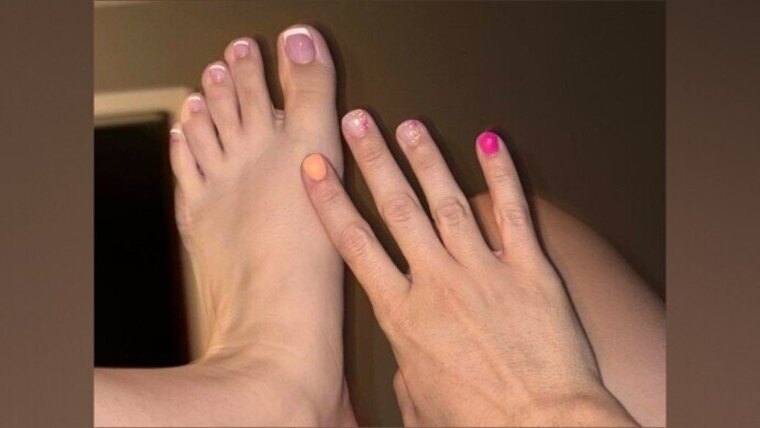 Feet with a Foodie cover image