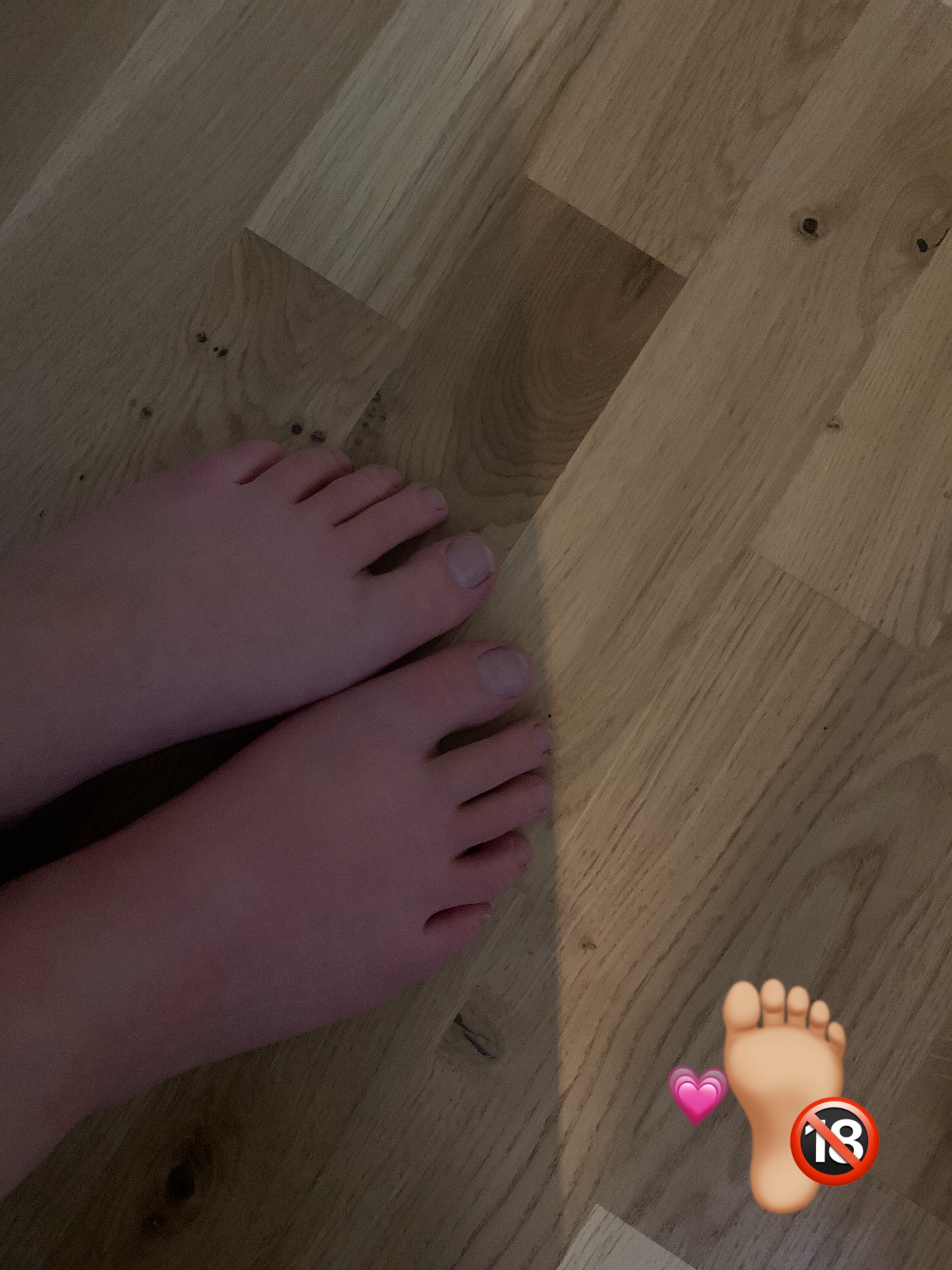 Tiny feets Sweden banner image