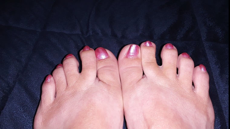 feeturingonlyfeet banner image
