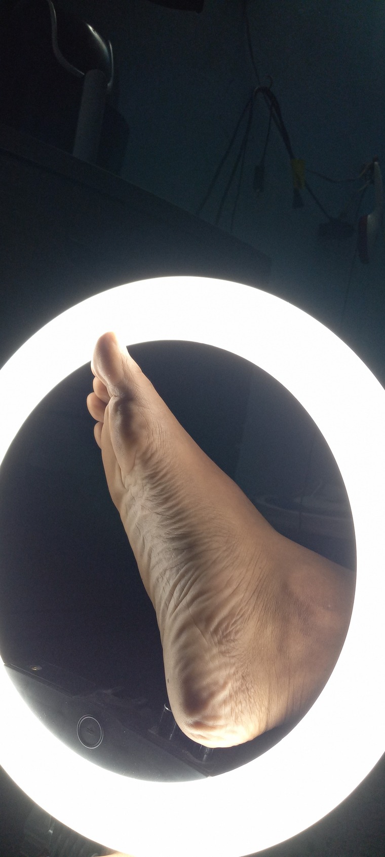 Feetworld cover image