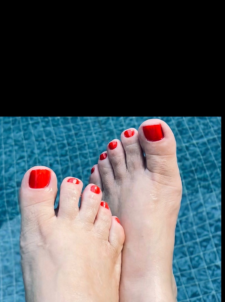 FemmeFeetFantasy banner image