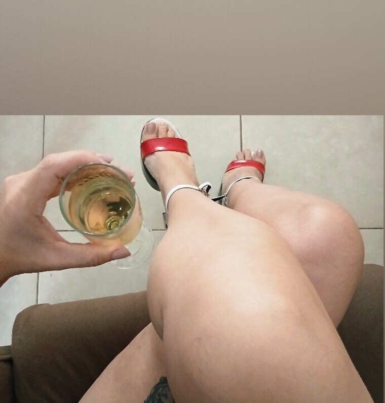 JOI &amp; Teaser Queen cover image