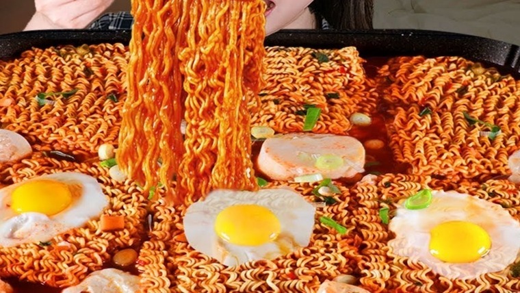 Fern eats food cover image