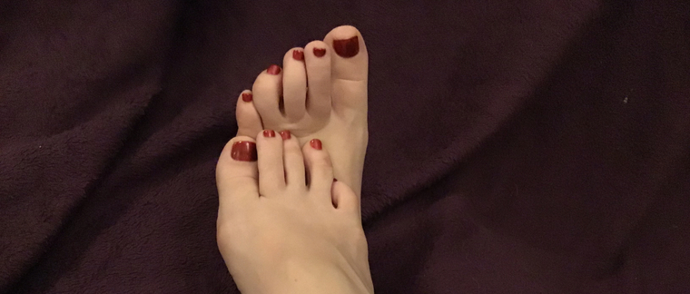Fidget Feet Pics banner image