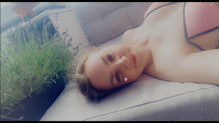 Fille Lavande banner image