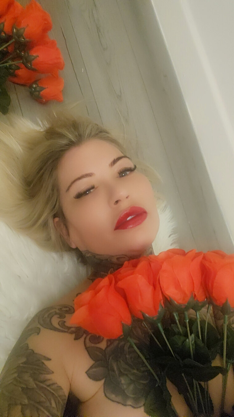 THE FILTHY EMMA 18+ cover image
