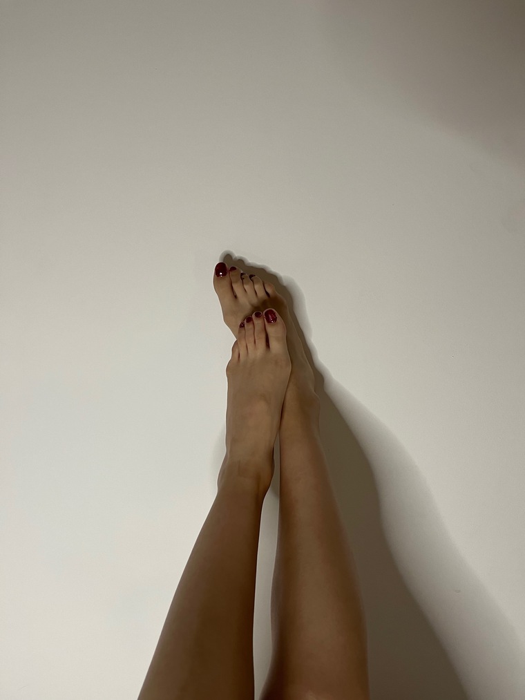 FionasFeet cover image
