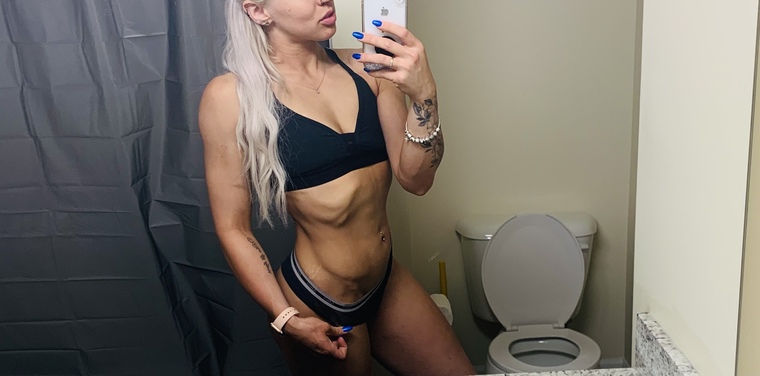FitChickCharlie banner image