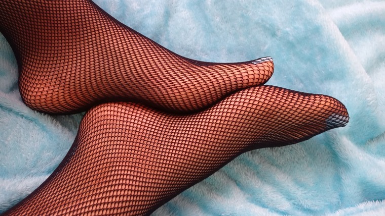 You Feetfit Girl cover image