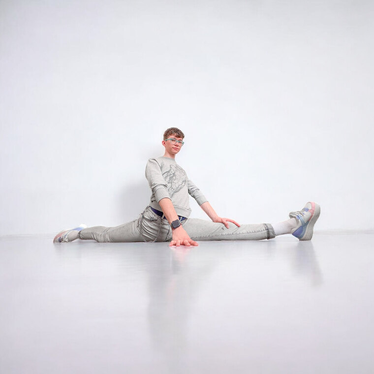 Flexible Twink Boy ๐ฅต banner image