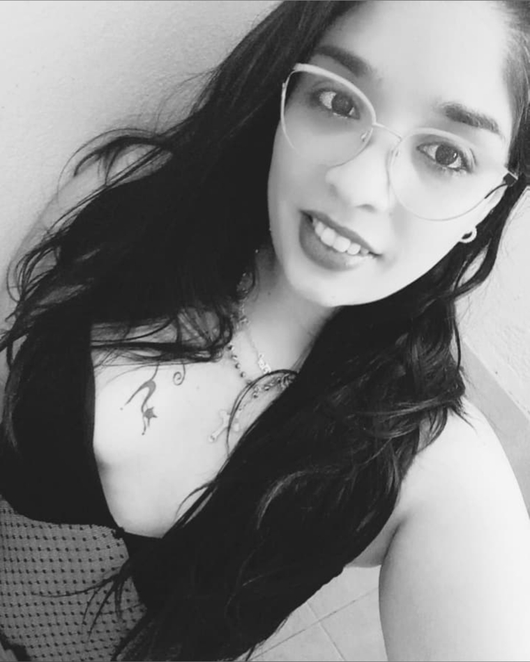 💋ONLINE HOT LATINA💋 cover image
