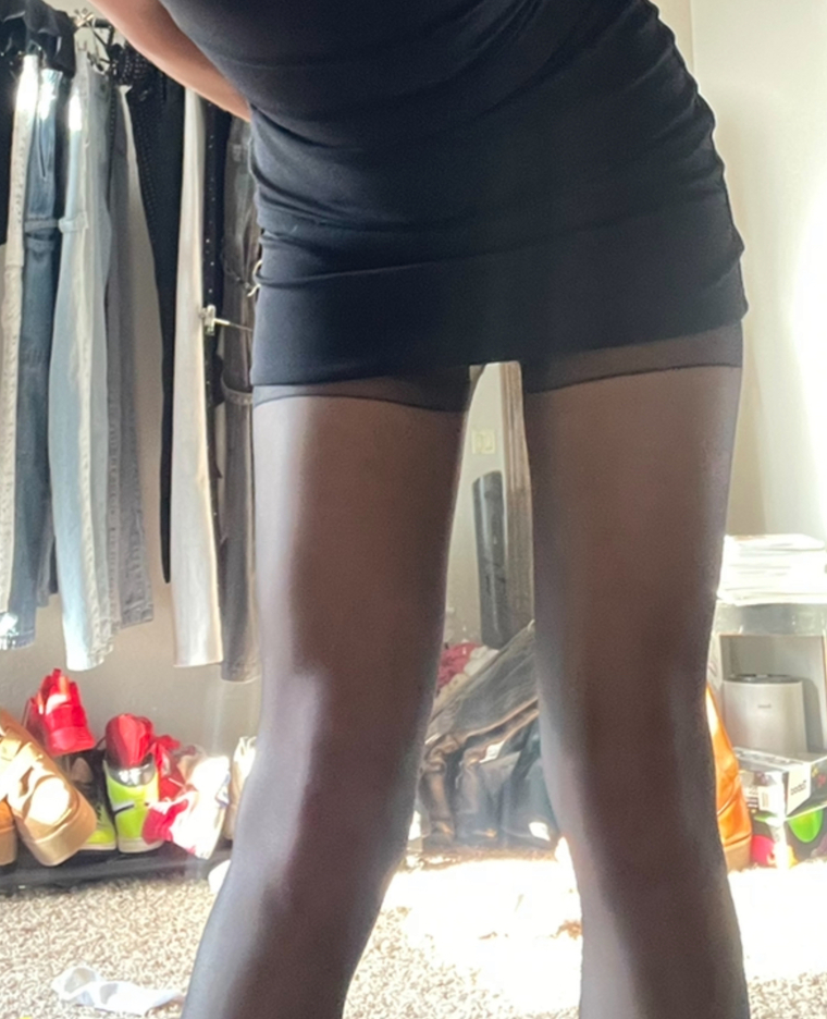 Foot_blondie banner image
