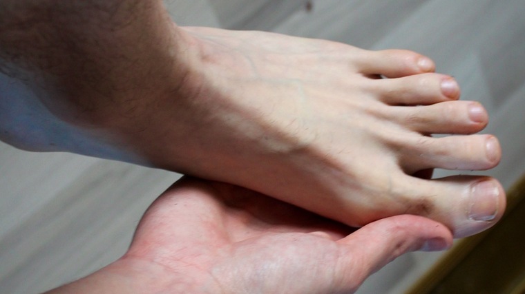 Foot guy banner image