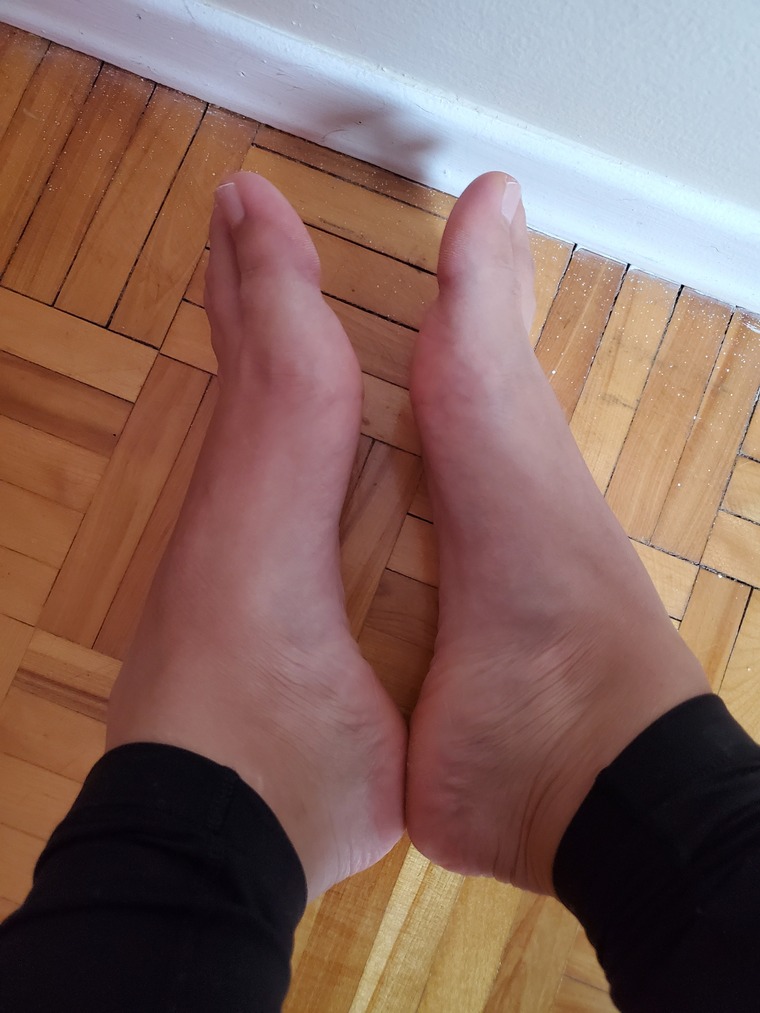 Footqueen cover image