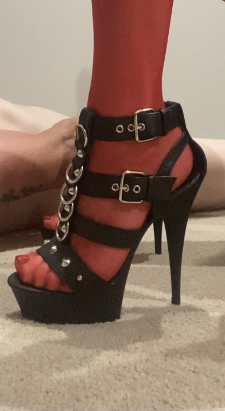 Footteaz cover image