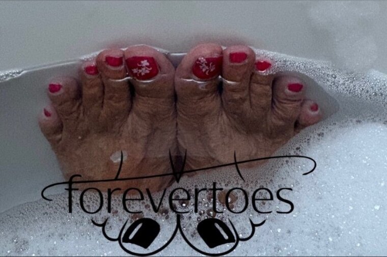 ForeverToes cover image