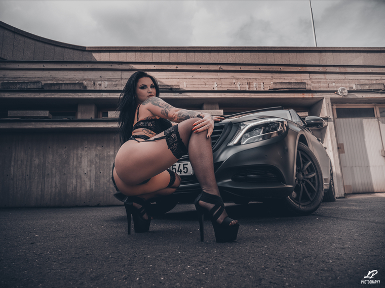Foxx lolo banner image