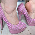 FoxyFeet avatar