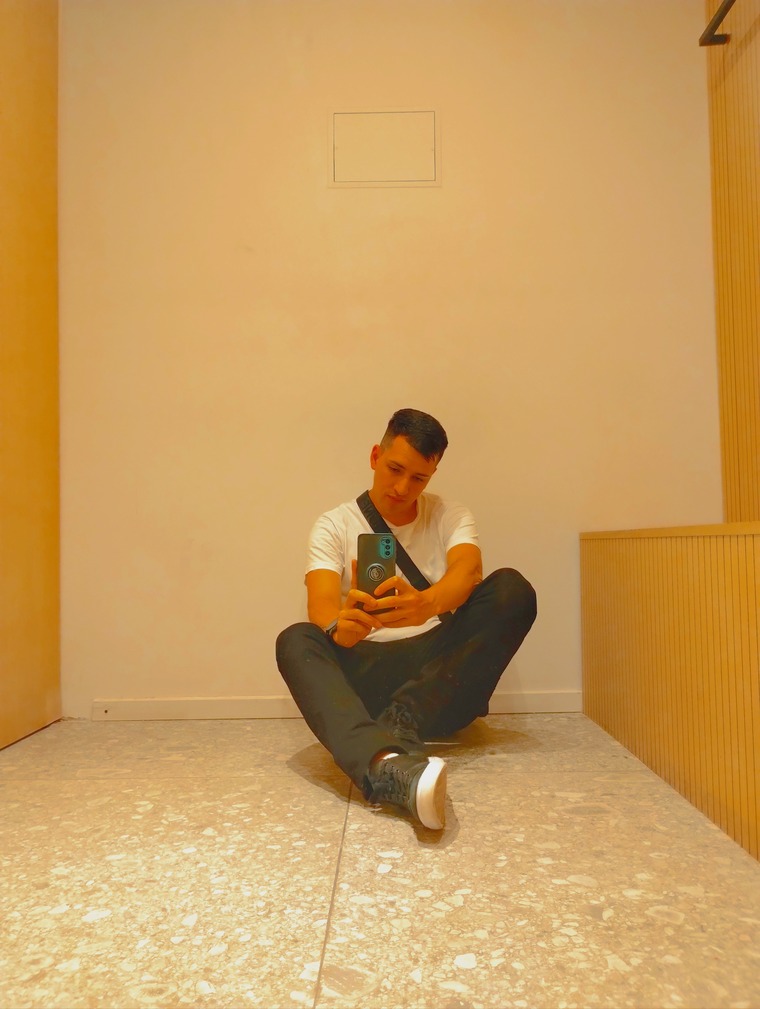Frederickxxx cover image