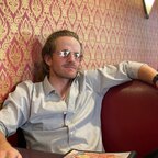 Frisky Whiskers😼 avatar