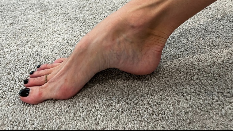 FriskyFeet banner image