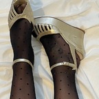 Fun gal feet avatar
