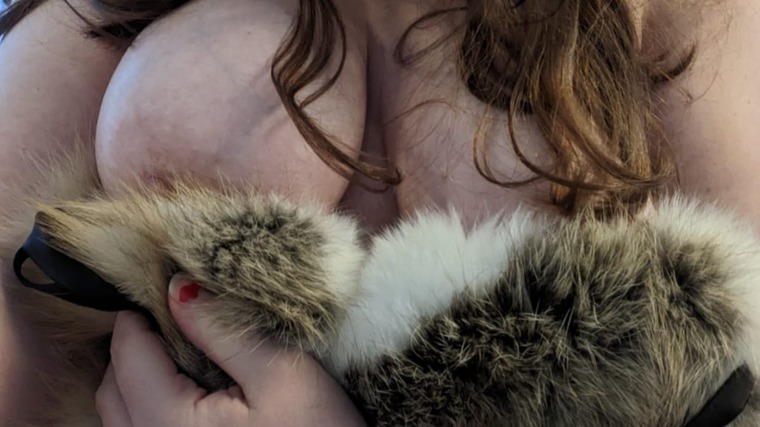 thicc fur mommy ๐โค๏ธ cover image
