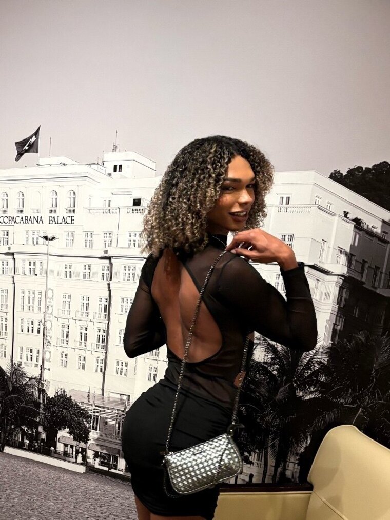 Gabriela Bispo cover image