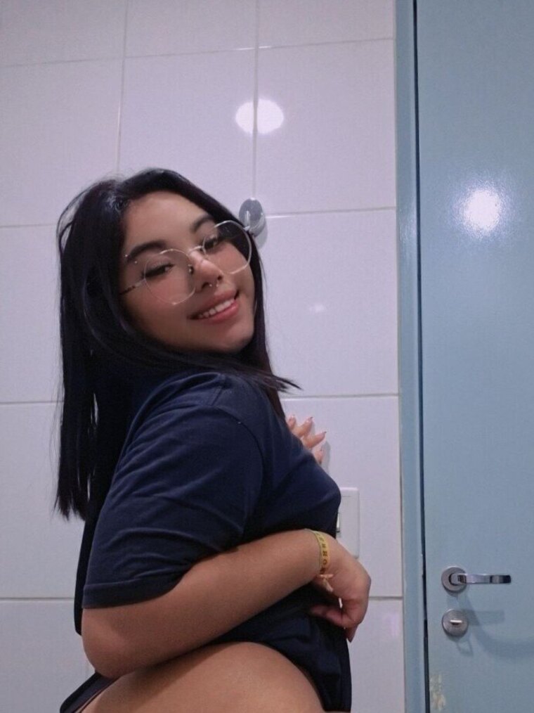 Gabi Castilho cover image