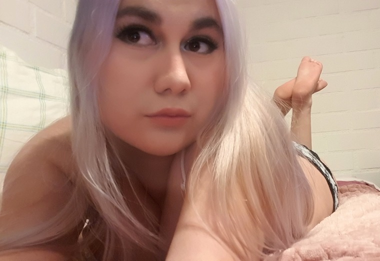 Gamer Girl Purple cover image
