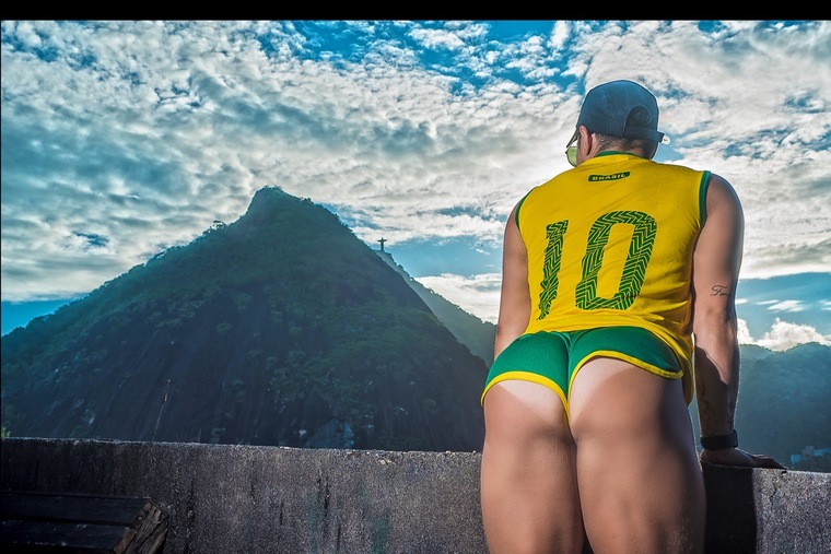 Léo Garcez cover image