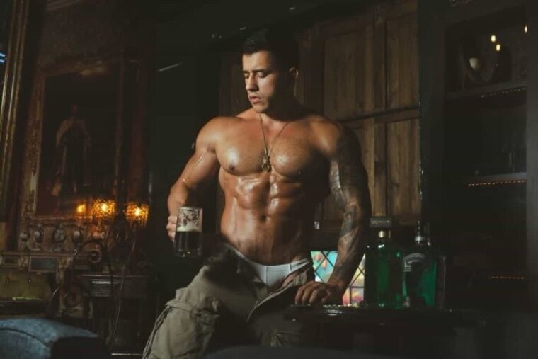 Garret Alvin banner image