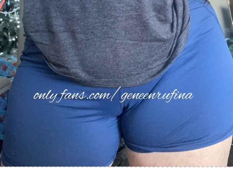 Geneen 🍑 💦 cover image