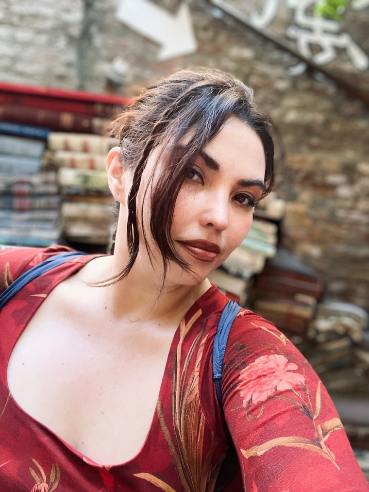 Gia cover image