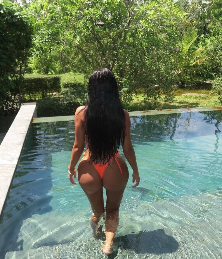 Gigi Valentina cover image