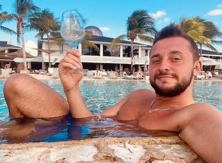 Ginilxx cover image