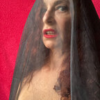 Giovanna Gold avatar