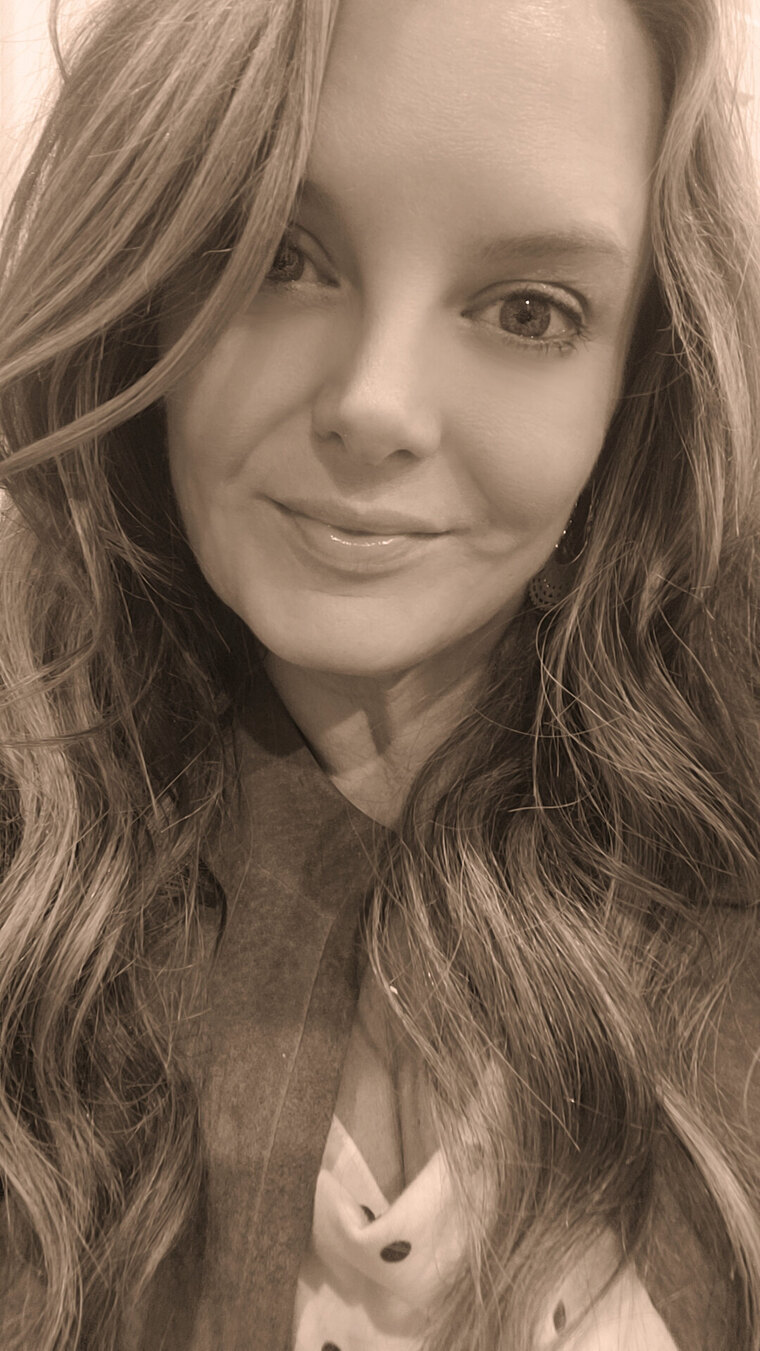 Miss Terhey | Your Perfect Girlfriend banner image