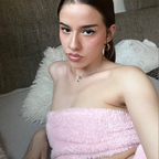 Girlfrmthemoon avatar