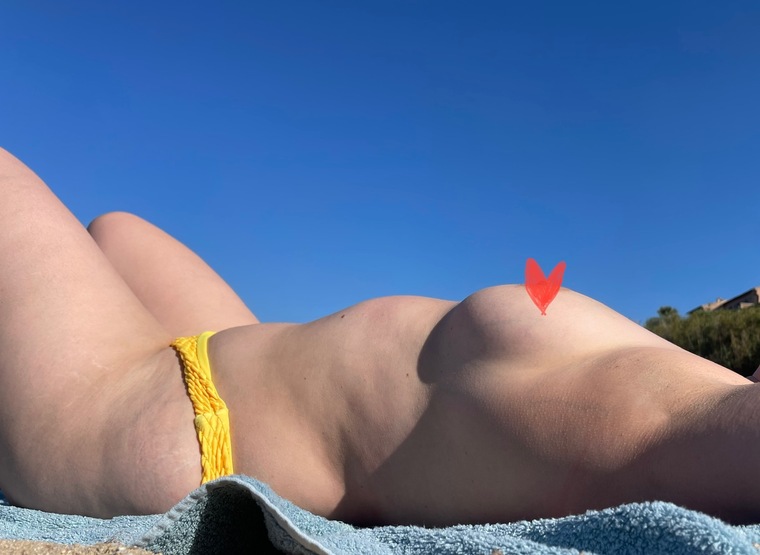 Victoria Quinn cover image